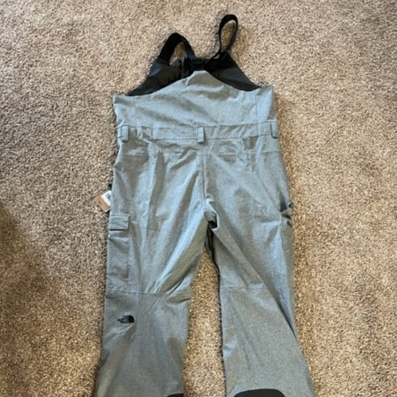 The North Face Men's Snow Pants - Picture 9 of 10